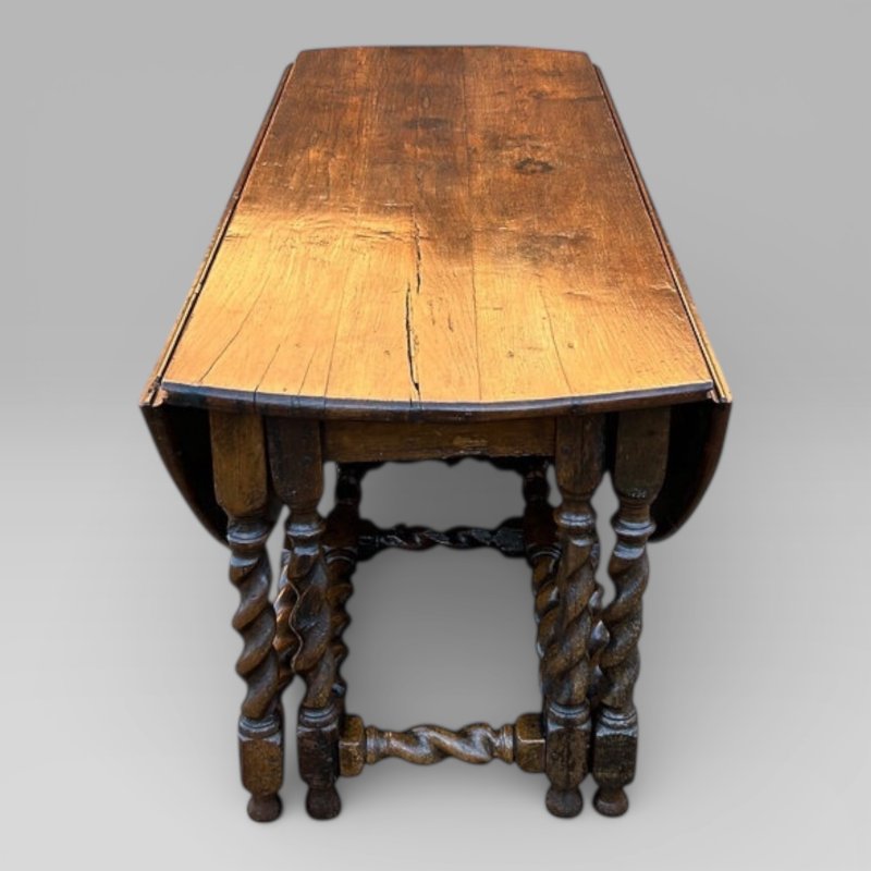 20th Century Oak Double Gateleg Dining Table in the 18th Century Style - Image 3